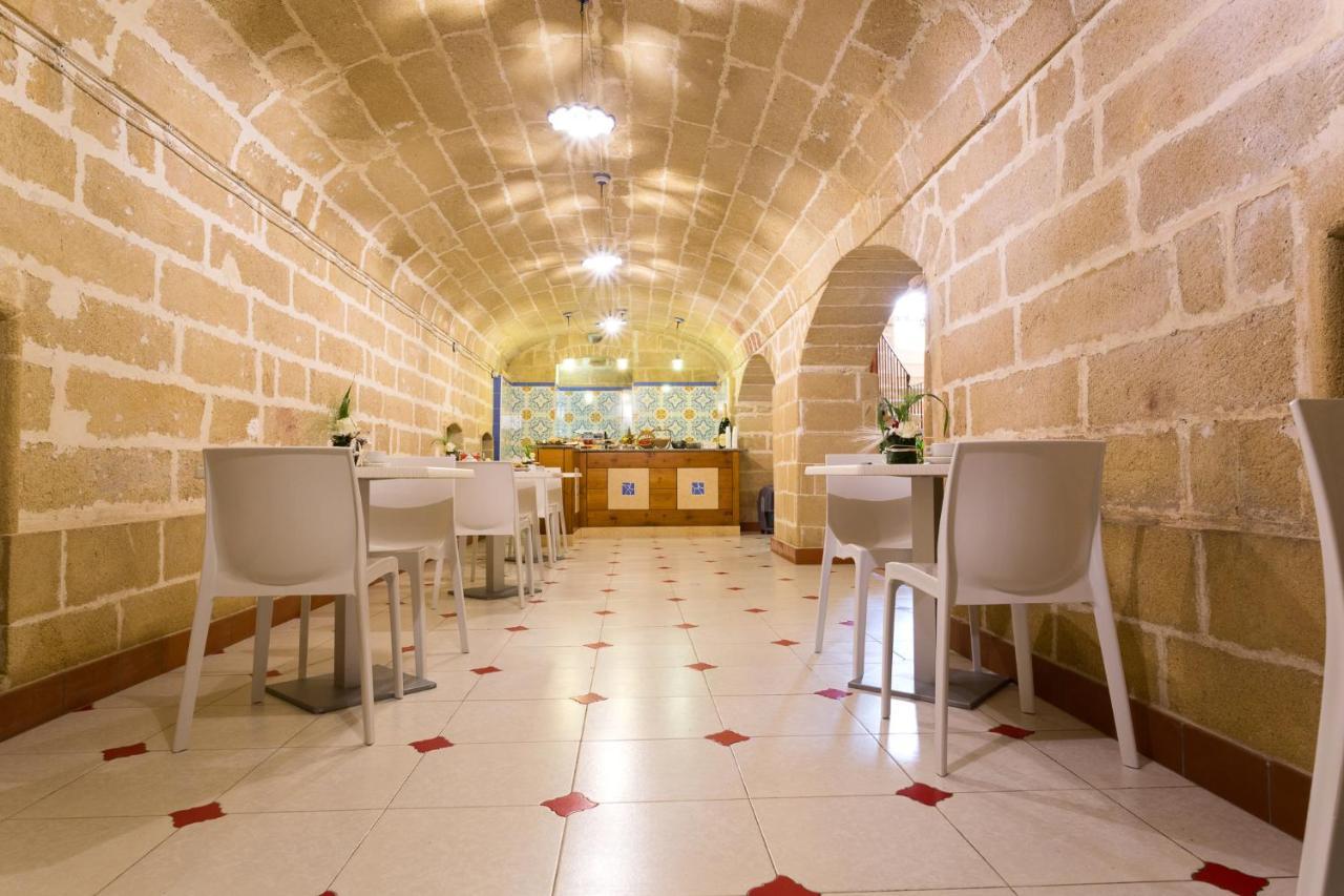 L'Uomo E Il Mare Bed & Breakfast Gallipoli Ngoại thất bức ảnh